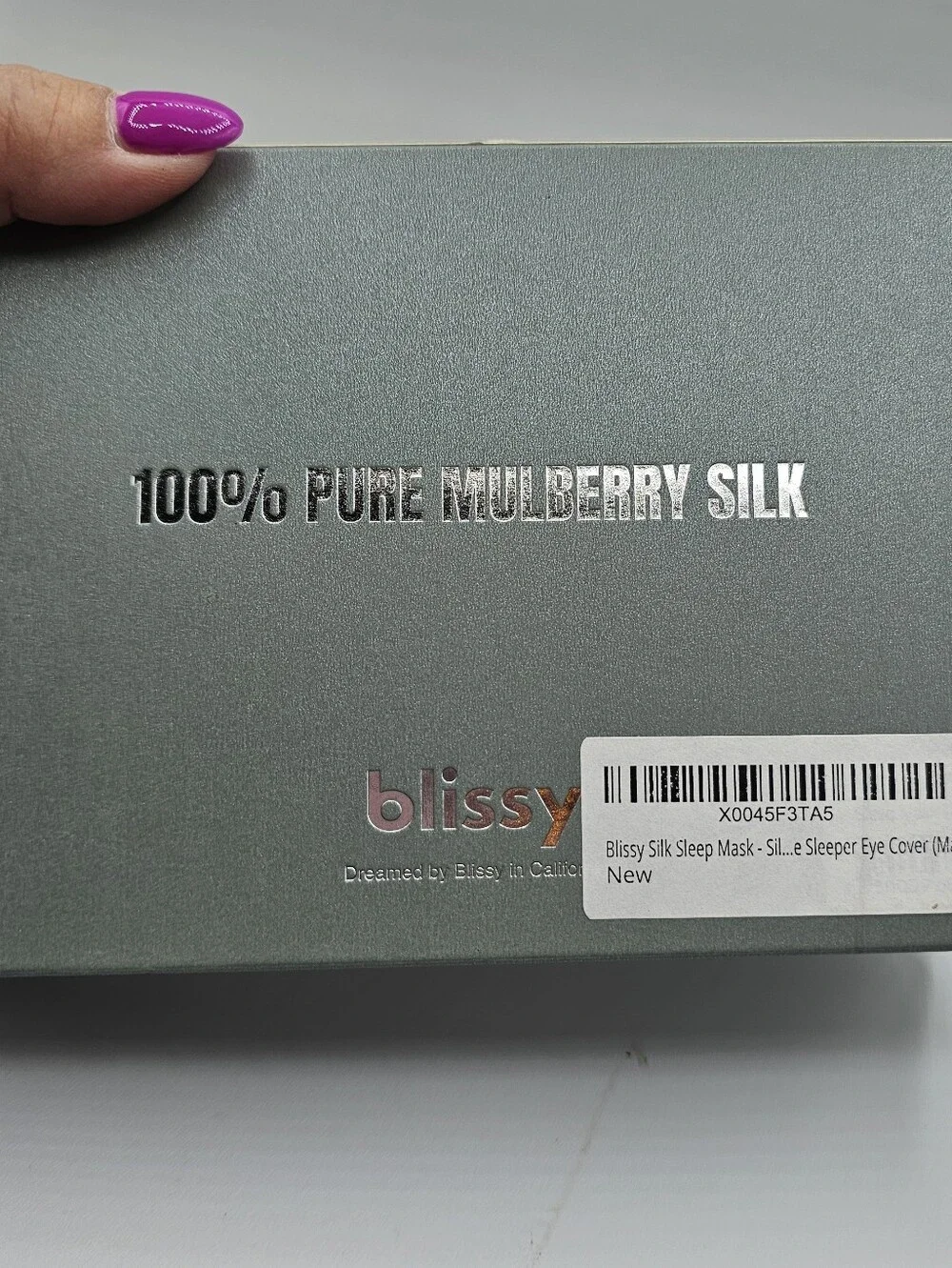 Blissy Mulberry Silk Sleep Mask in Matcha